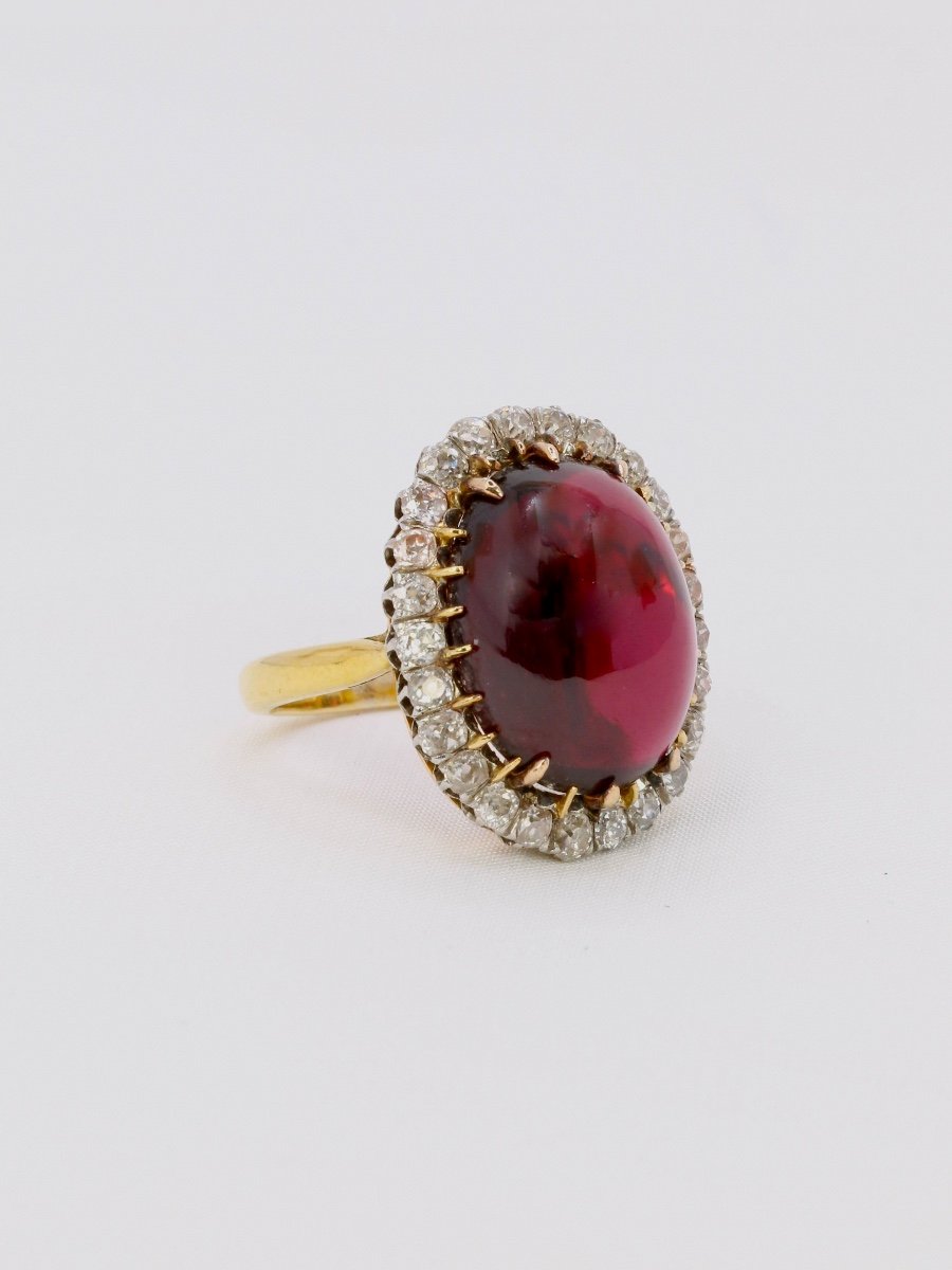 Marguerite Ring Cabochon Garnet Old Cut Diamonds-photo-4