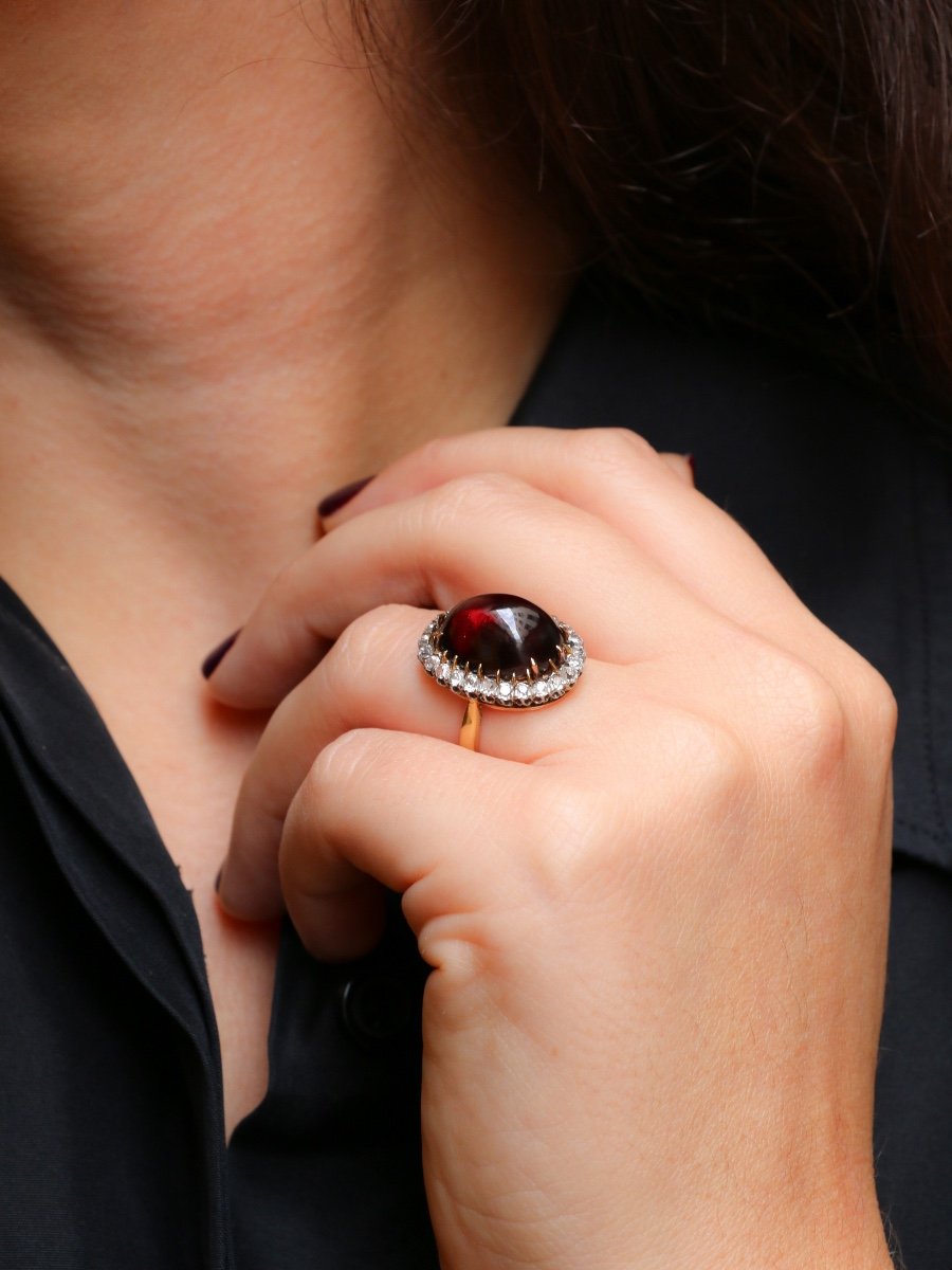 Marguerite Ring Cabochon Garnet Old Cut Diamonds-photo-5