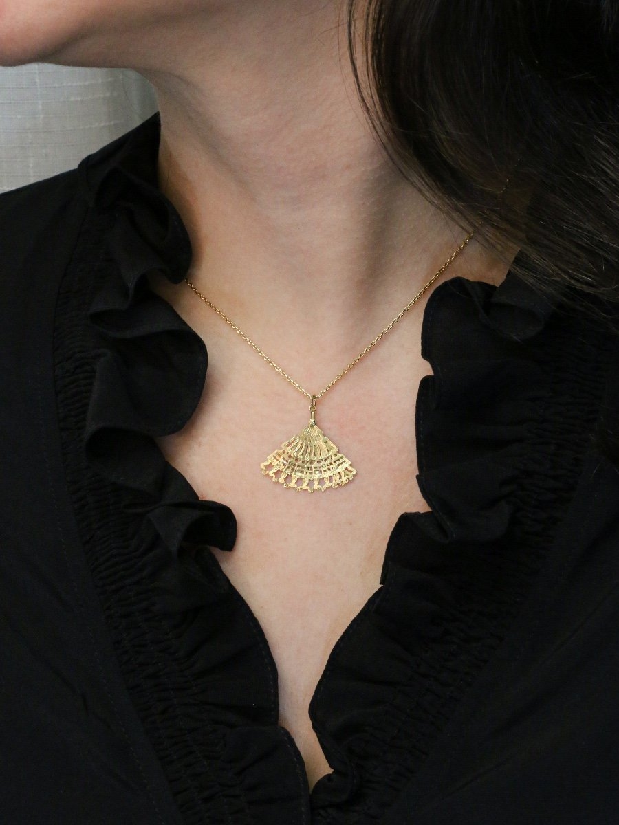 Yellow Gold Fan Pendant-photo-2