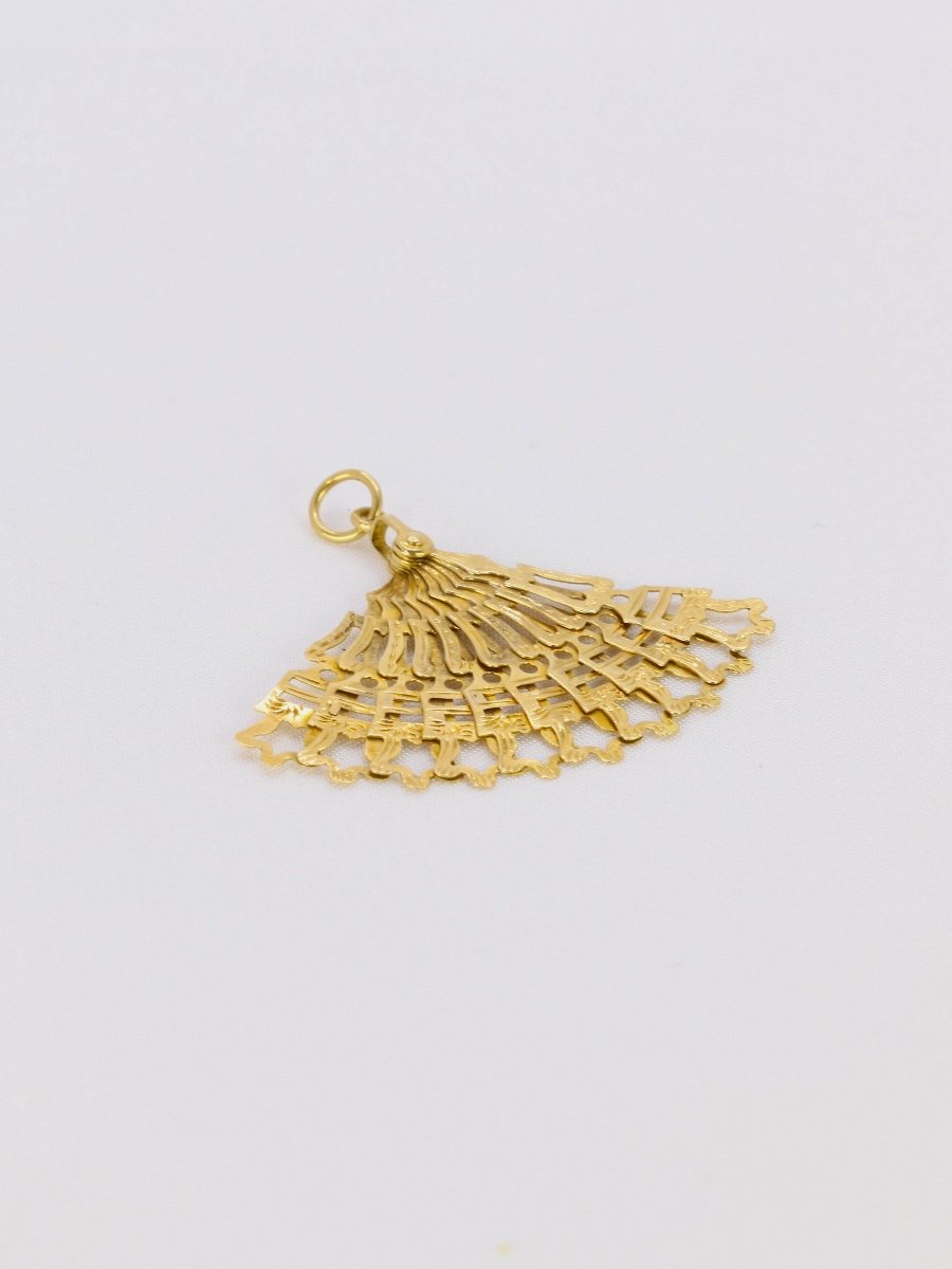 Yellow Gold Fan Pendant-photo-4