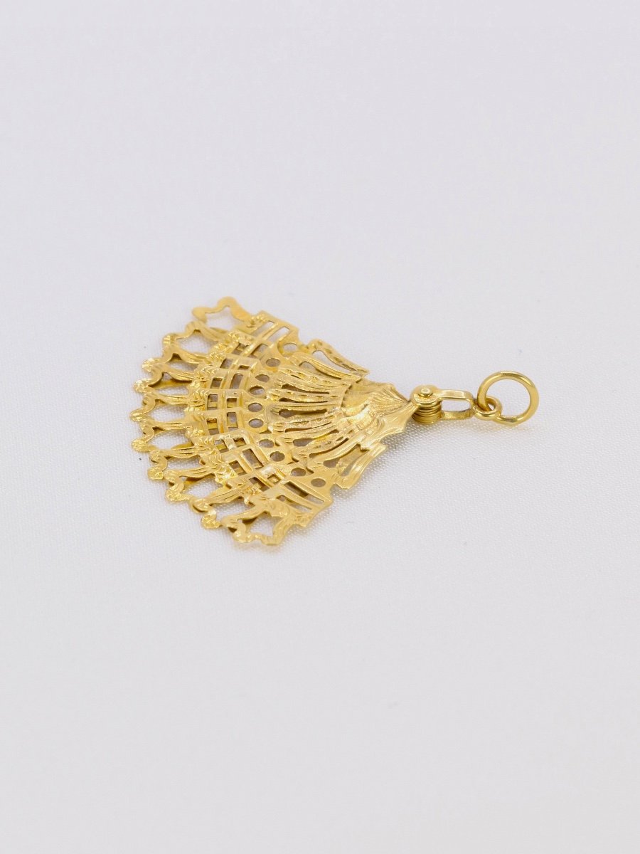 Yellow Gold Fan Pendant-photo-1