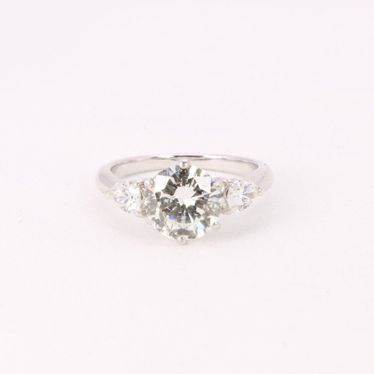 White Gold Trilogy Ring Round Diamond 2.07 Ct Pear Diamonds