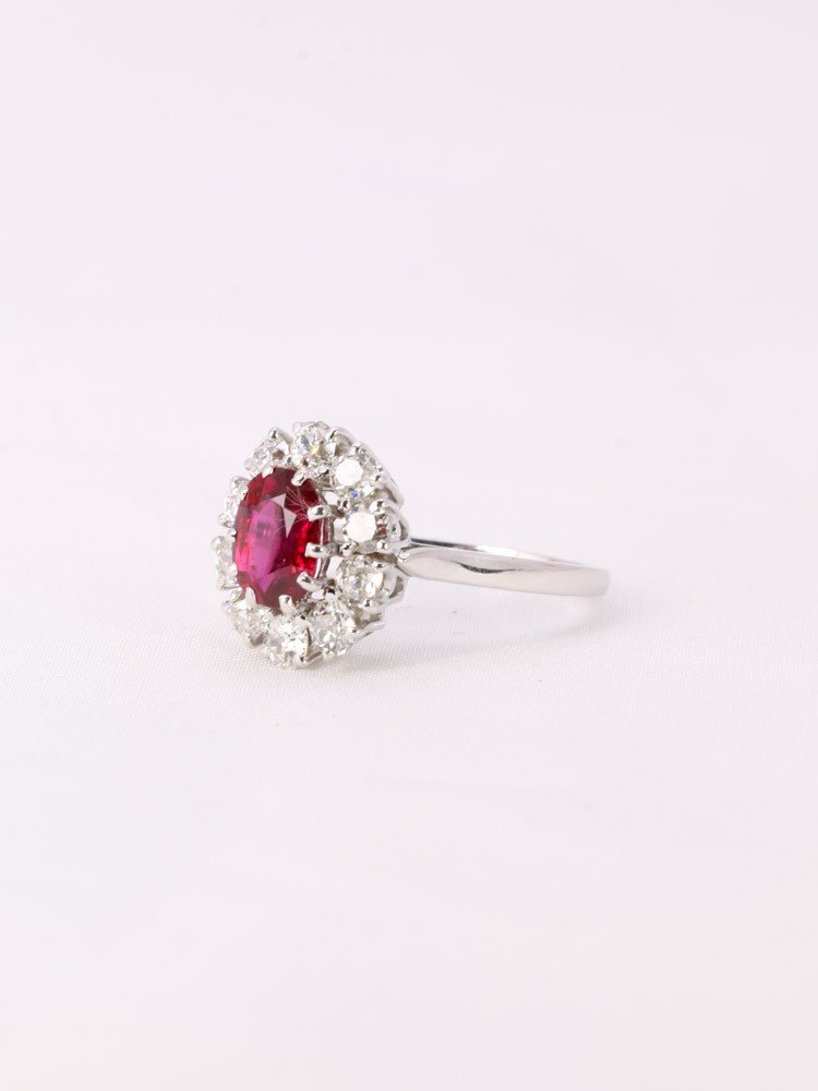 Bague Marguerite Or Blanc Rubis Ovale Diamants-photo-4