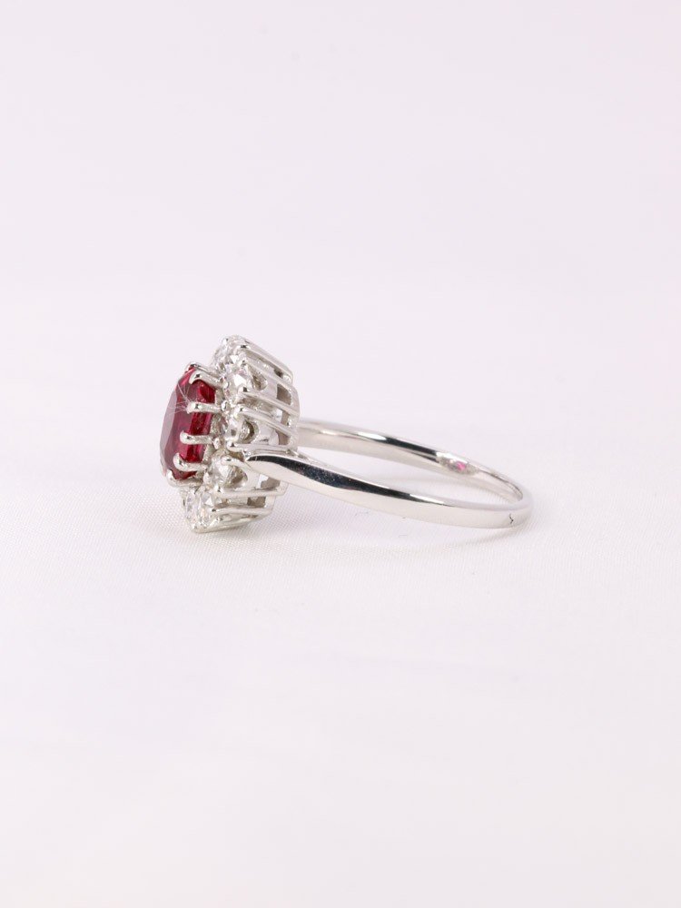 Bague Marguerite Or Blanc Rubis Ovale Diamants-photo-1