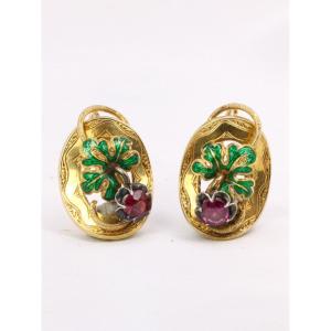 Pampre De Vigne Sleepers In Gold, Green Enamel And Garnet