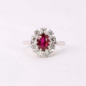 Bague Marguerite Or Blanc Rubis Ovale Diamants