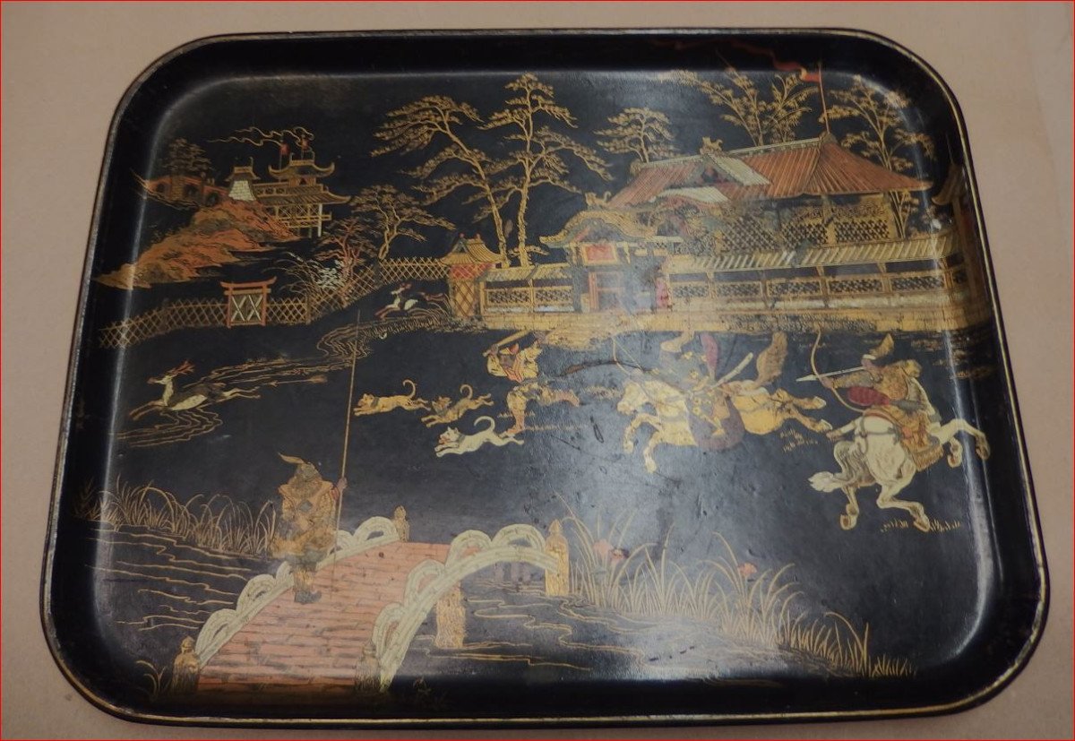 Boiled Cardboard Tray Depicting A Japanese Hunting Scene.-photo-3