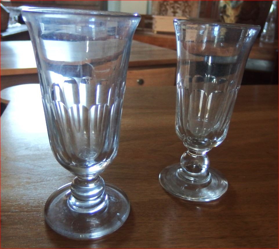 Deux grands  Verres  Et Cinq Cuillères à Absinthe Fin 19 ème Siècle.-photo-4