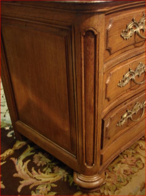 Regency Curved Dresser.-photo-2