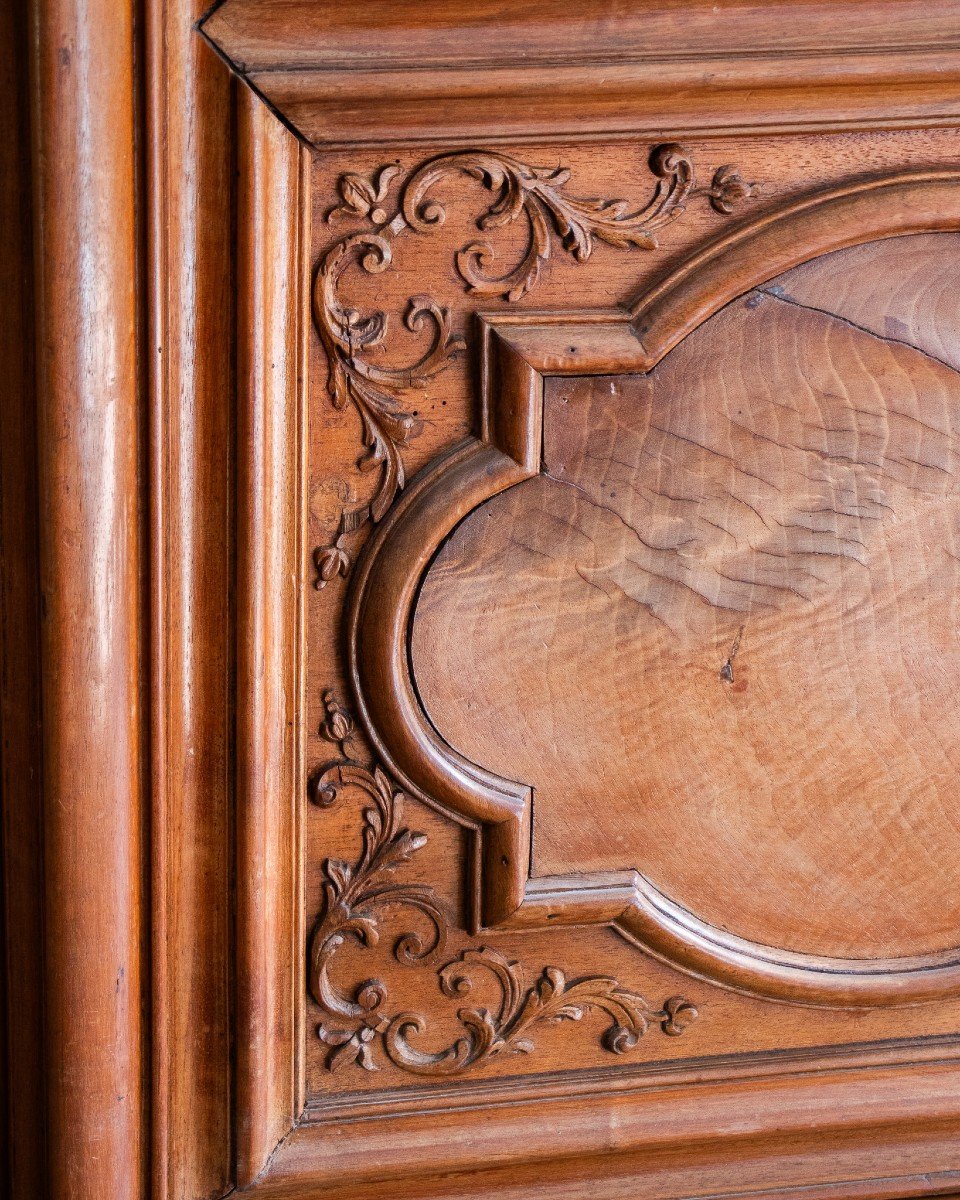 A Louis XIV Wardrobe, 17th Century-photo-1