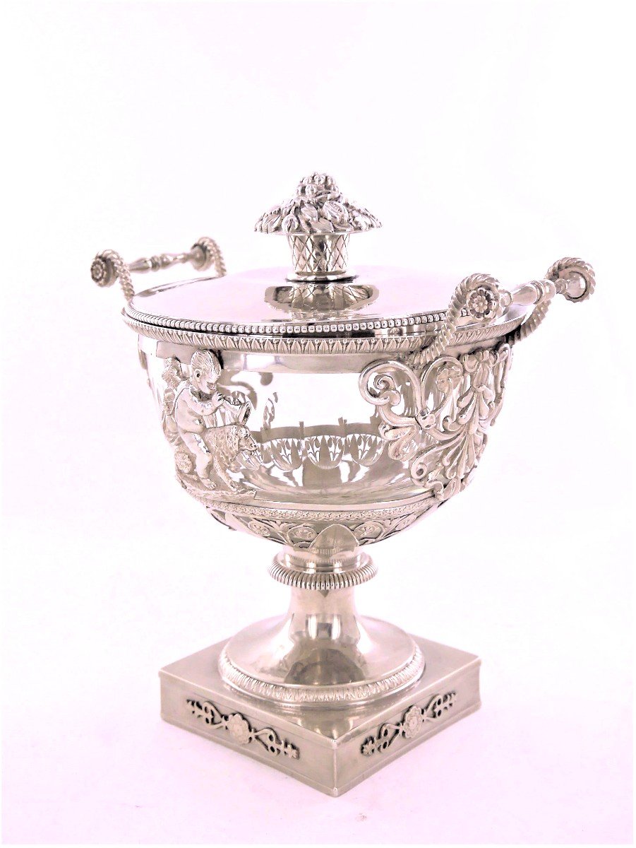 An Empire Silver Drageoir, Early 19th Century