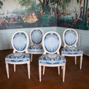 Suite Of 4 Louis XVI Chairs With Medallion Backs, 18th Century