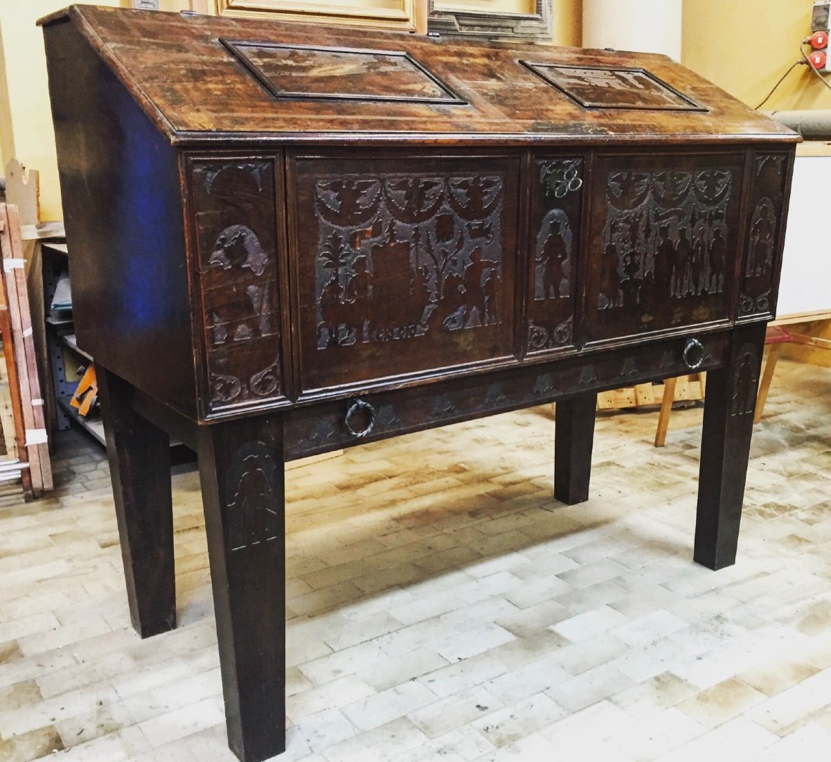 Sideboard In Solid Oak With Bas-relief Figures From The Late 18th Century.