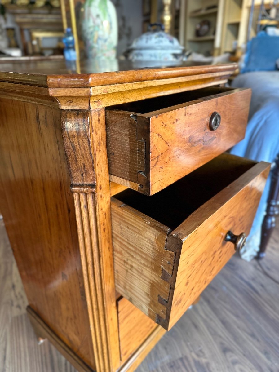 Three-drawer Bedside Table In Walnut Wood. Veneto Mid-19th Century.-photo-3