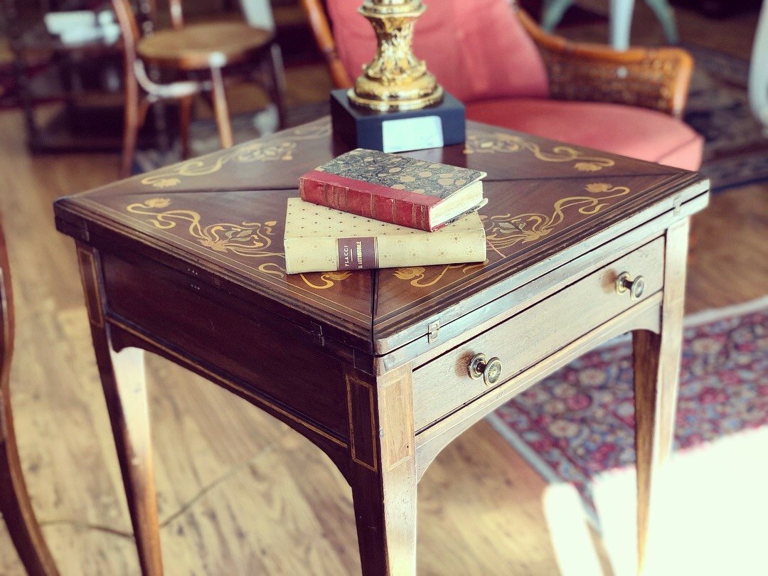 Table à Jeux Art Nouveau, Française Du Début Des Années 1900.