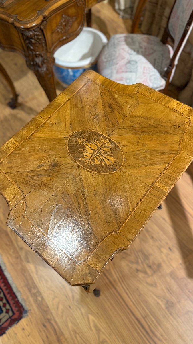 Walnut Veneered 3-drawer Coffee Table With Maple And Mahogany Inlays. -photo-2