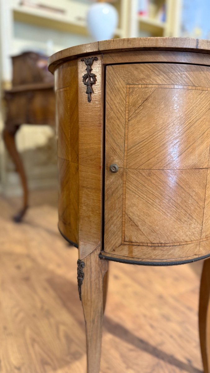 Small Circular Cabinet From The Early 1900s In Herringbone-veneered Walnut-photo-3