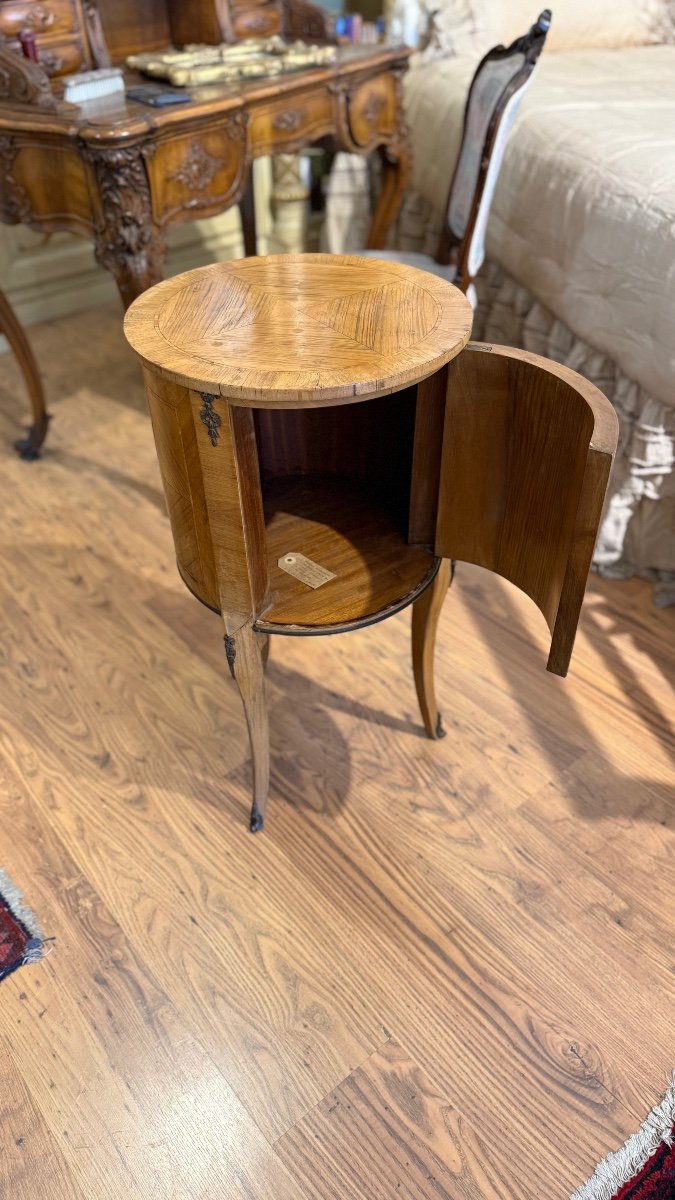 Small Circular Cabinet From The Early 1900s In Herringbone-veneered Walnut-photo-4