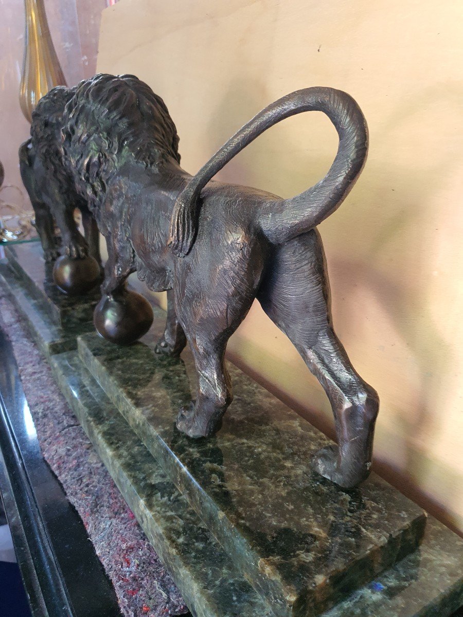 Pairs Of Lions In Bronze-photo-4