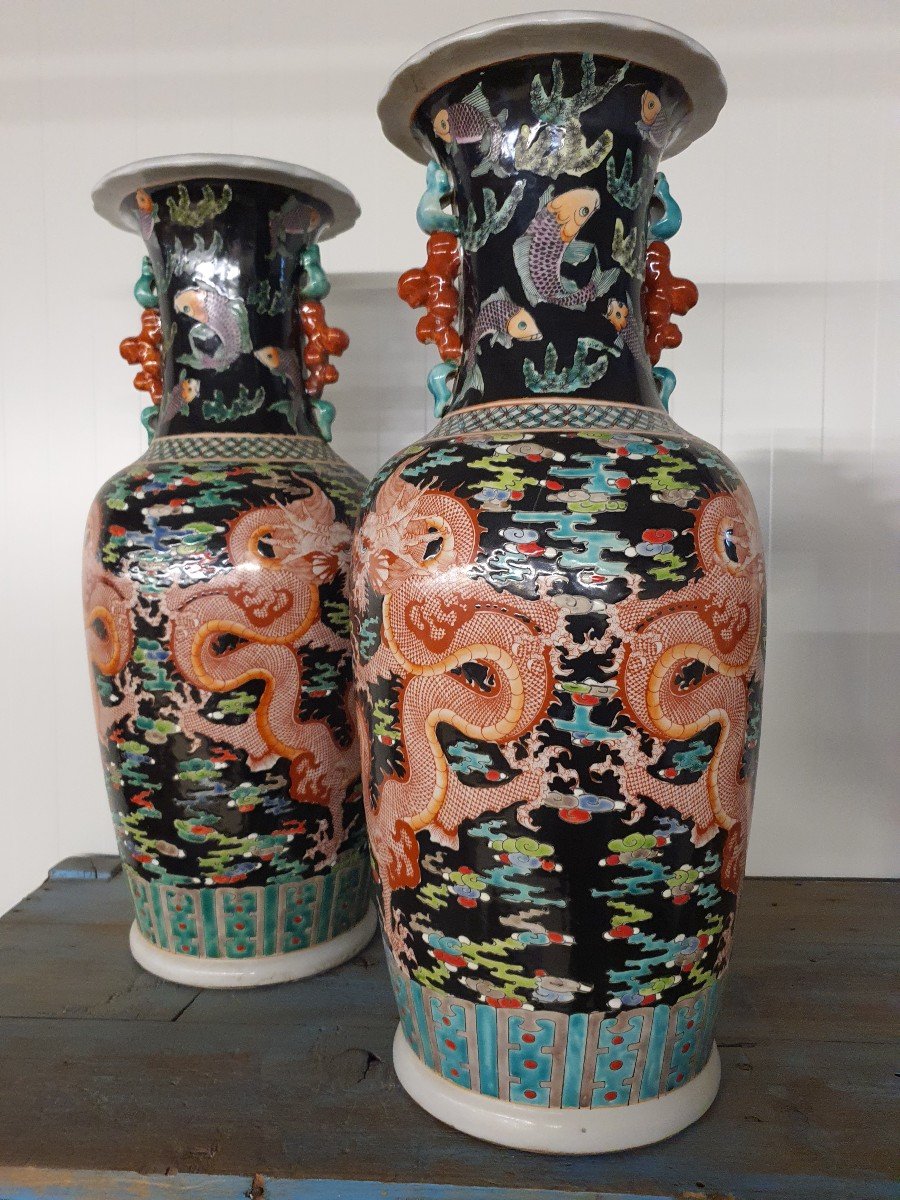 Pairs Of Chinese Vases -photo-2