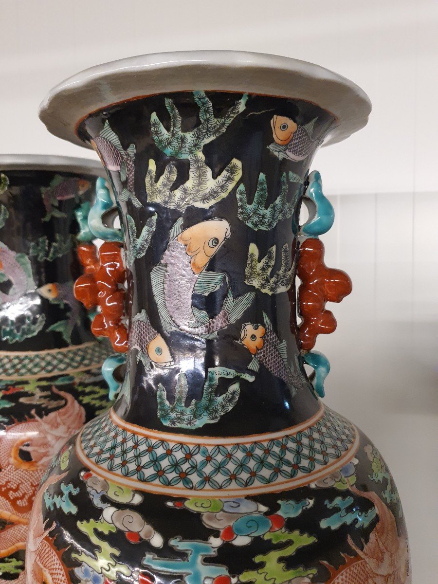 Pairs Of Chinese Vases -photo-3