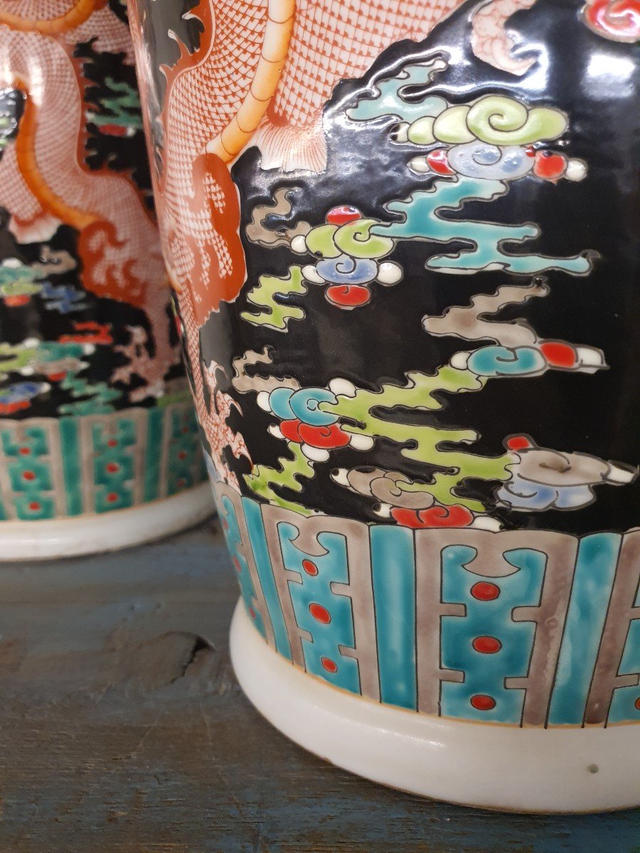 Pairs Of Chinese Vases -photo-8