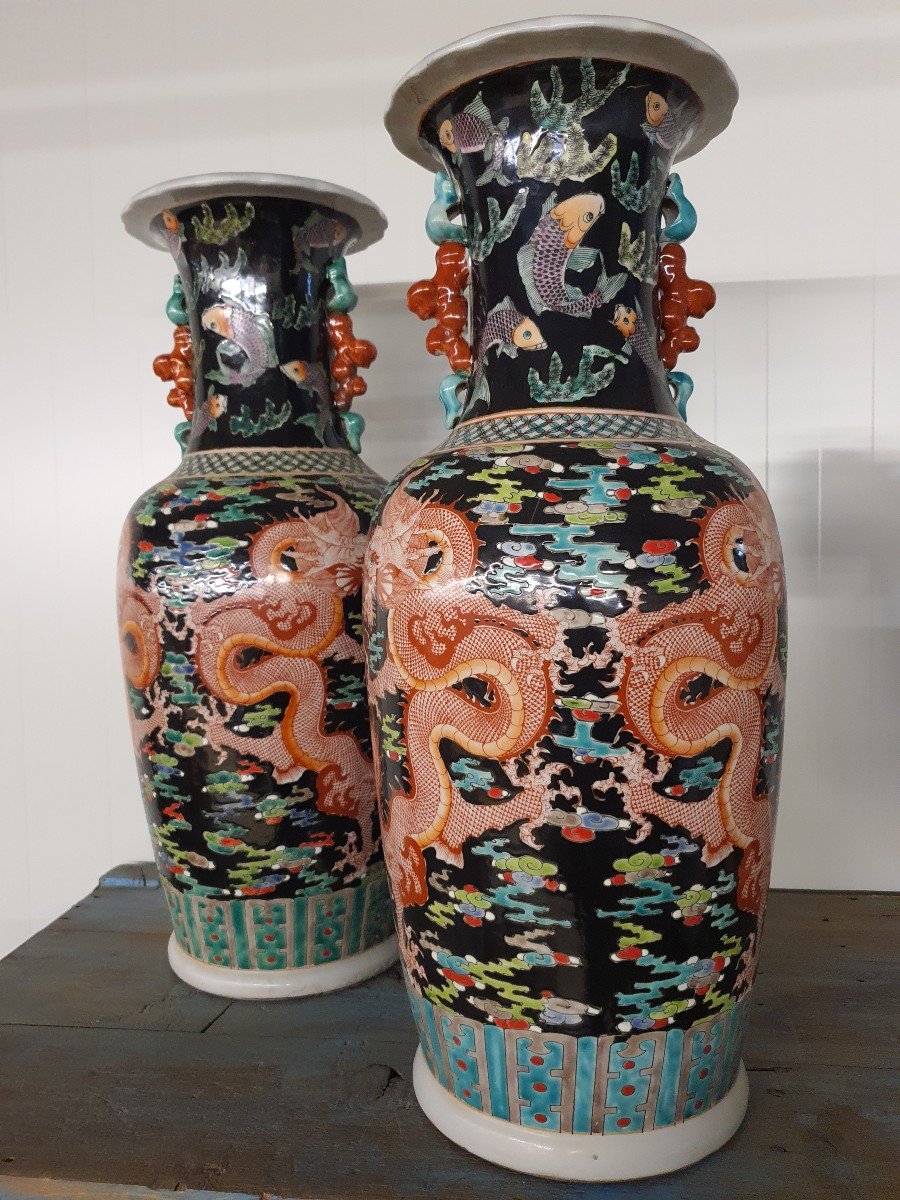 Pairs Of Chinese Vases 