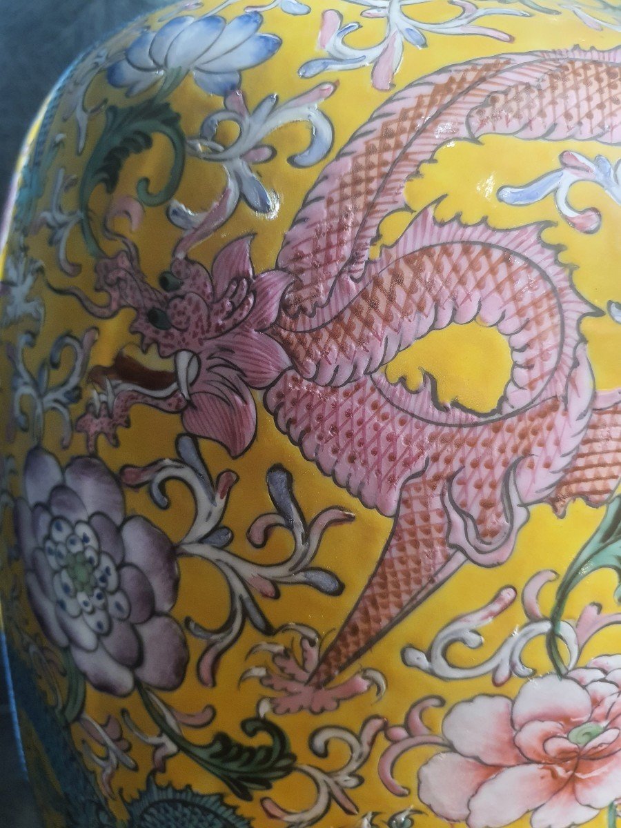 China Famille Jaune Vase-photo-4