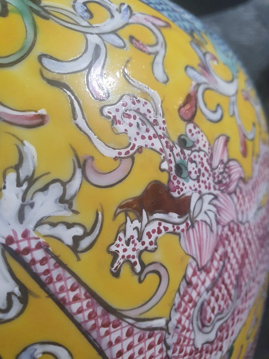 China Famille Jaune Vase-photo-3