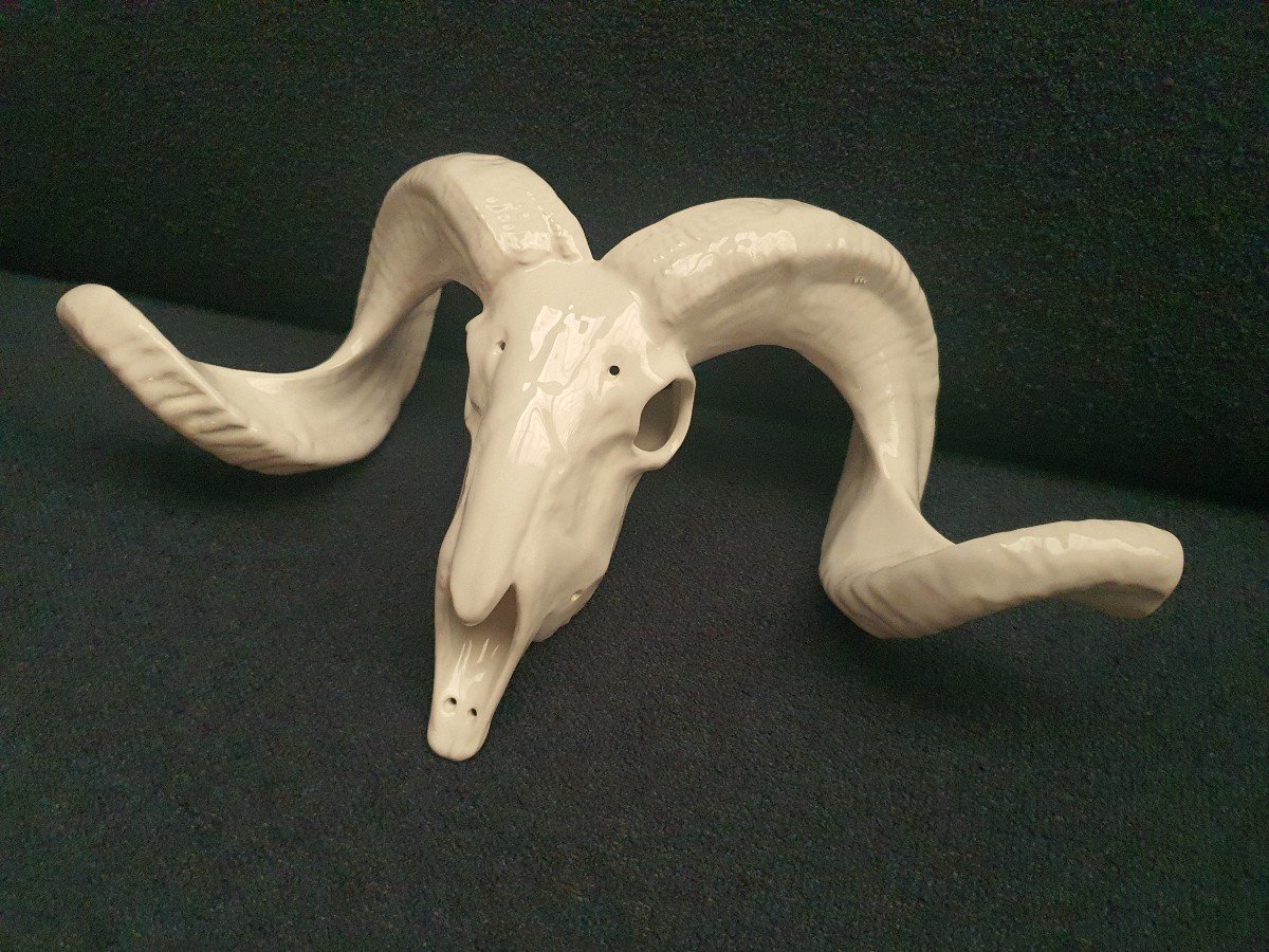 Porcelain Goat Head-photo-3