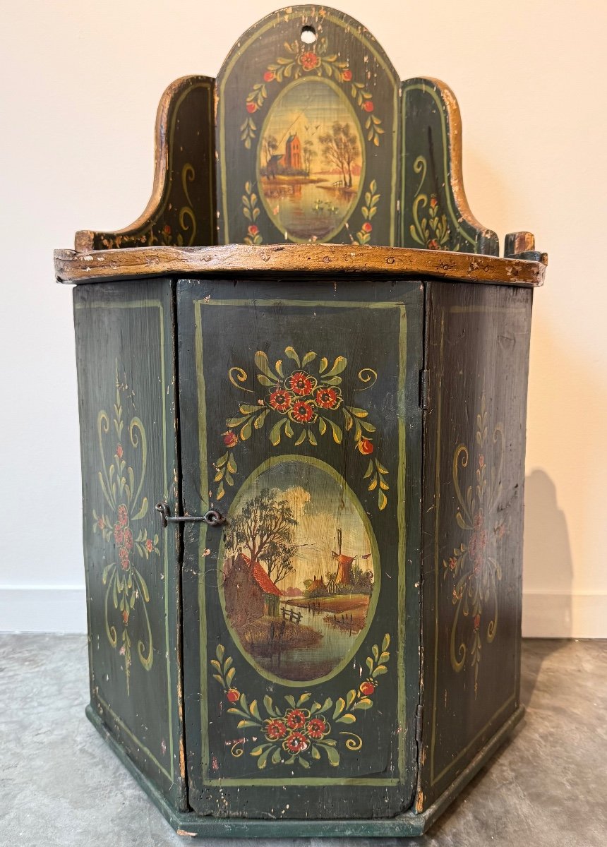 Swiss Polychrome Wooden Child's Chair, Early 19th Century 