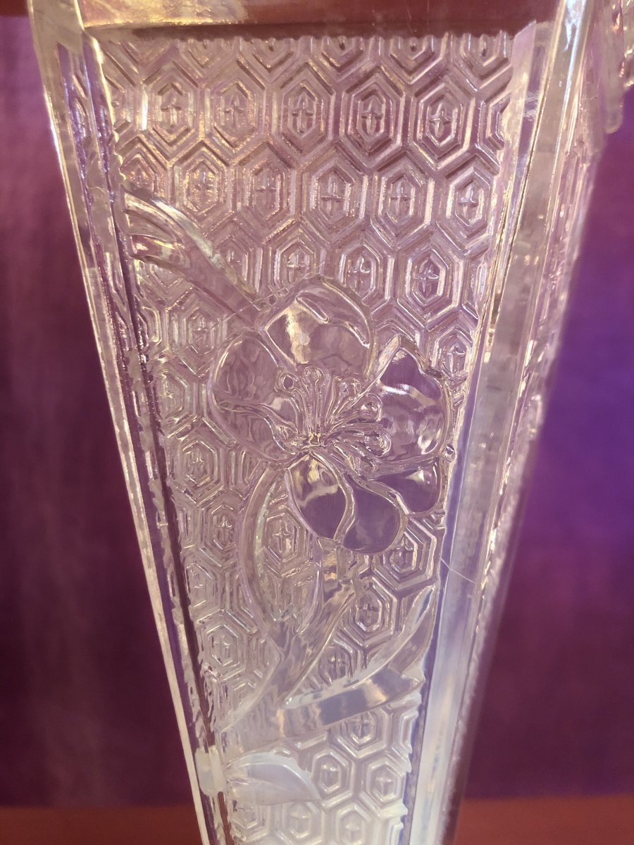 Vase Baccarat,cristal opalescent,vers 1880-photo-1