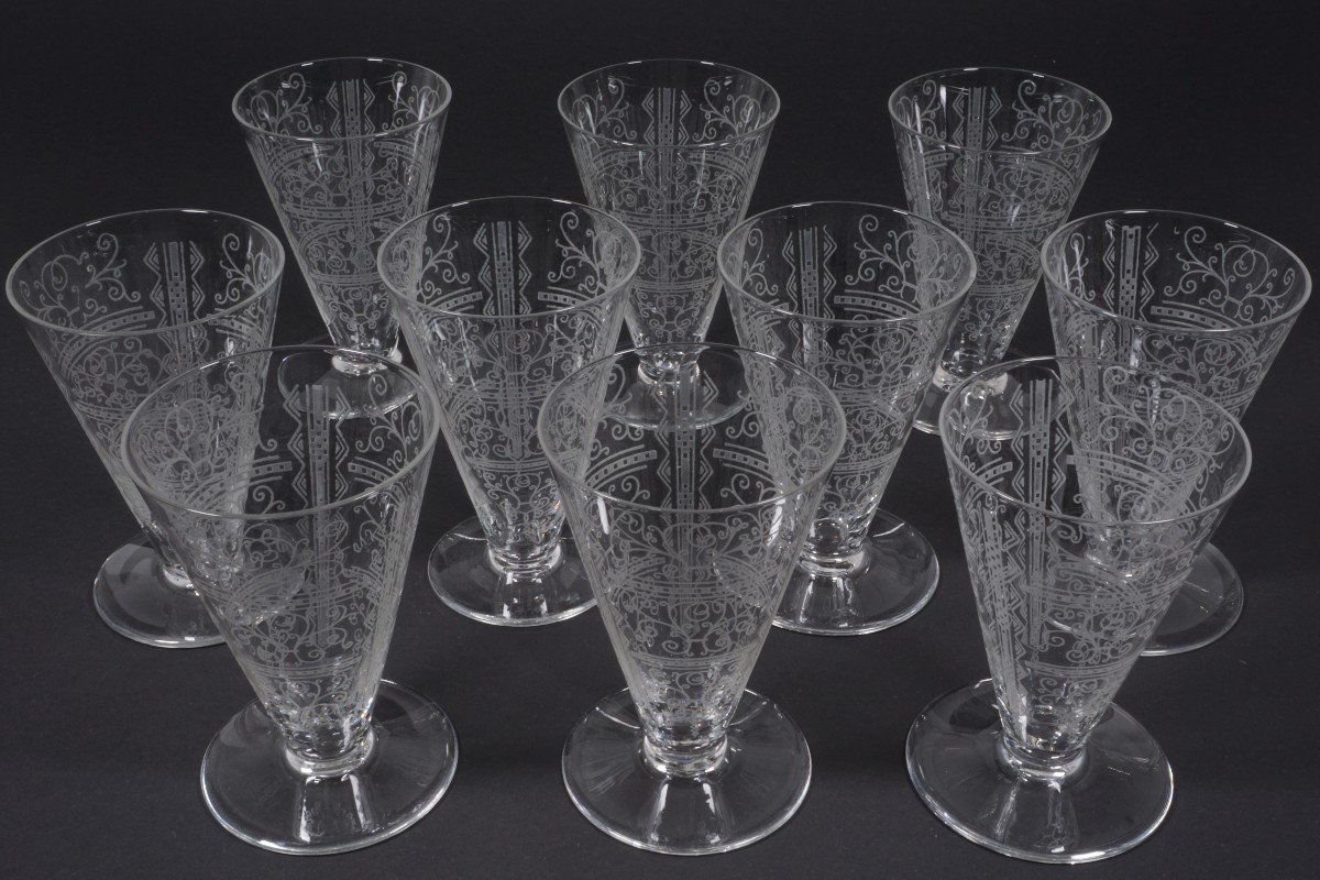 10 Baccarat Lido Crystal Wine Glasses