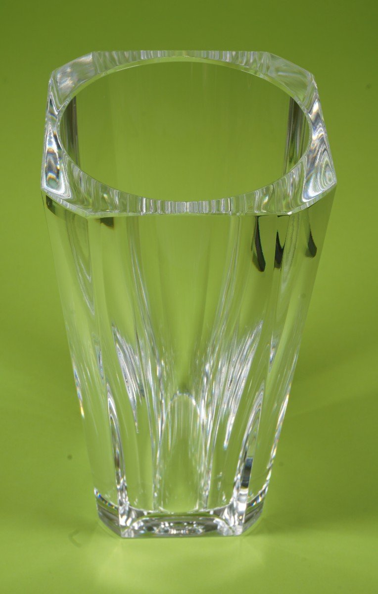 Baccarat Crystal Vase Model Diane-photo-4