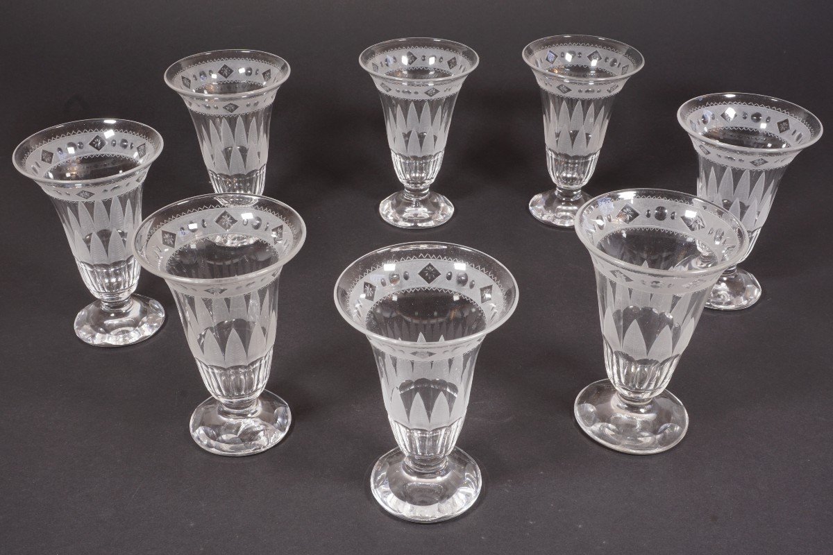 8 Antique Engraved And Cut Crystal Glasses 19th Century