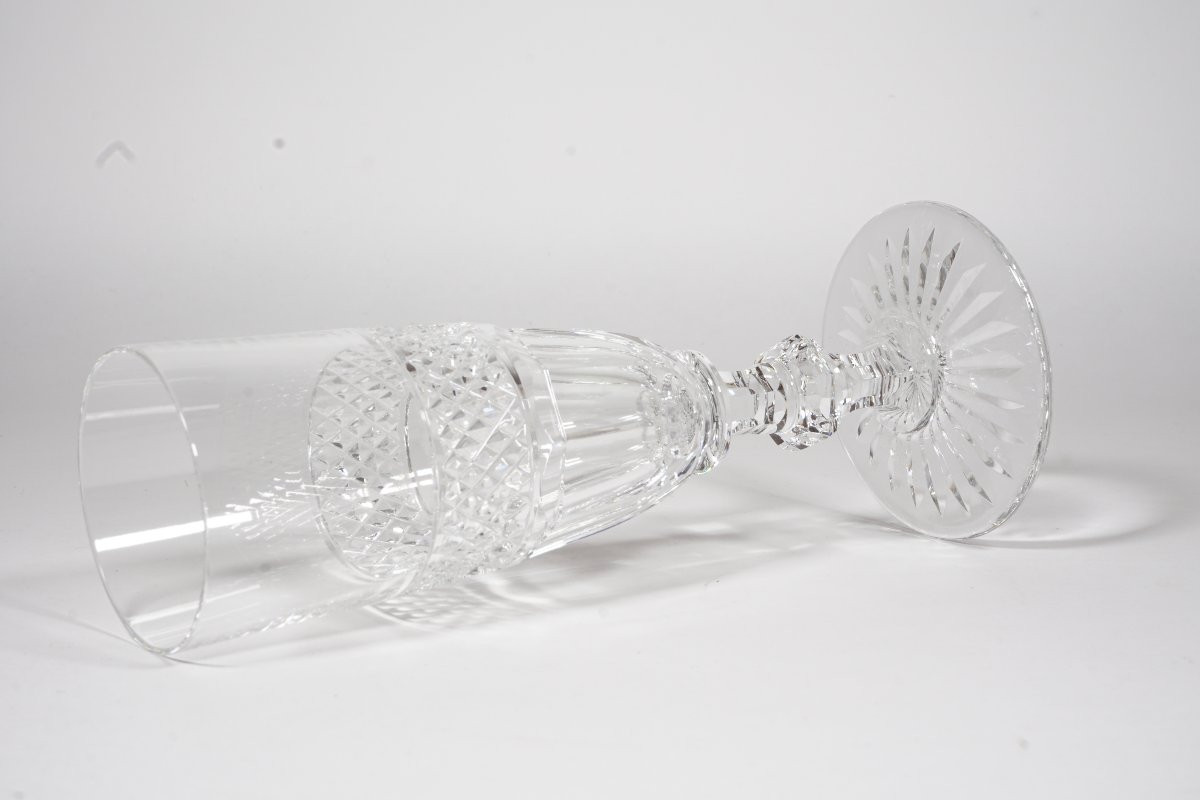 12 Saint Louis Trianon Crystal Champagne Flutes-photo-2