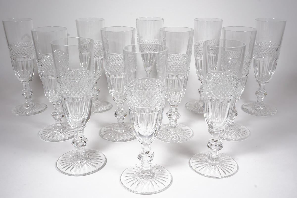 12 Saint Louis Trianon Crystal Champagne Flutes