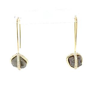 "elegant 18kt Yellow Gold Earrings With Raw Diamonds And Small Brilliants"