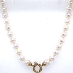 White Pearl Necklace With Gold Clasp