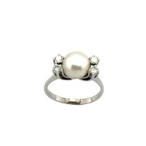 Bague Perle Et Diamants Sur Monture En Or Blanc 18k