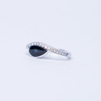Ring  Sapphires & Diamonds 