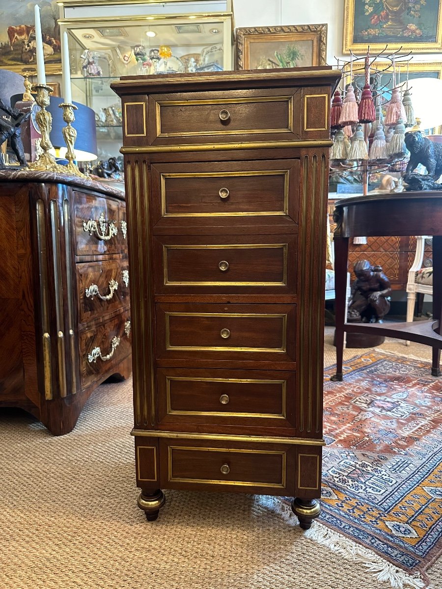 Louis XVI Style Mahogany Bedside Chest. -photo-2