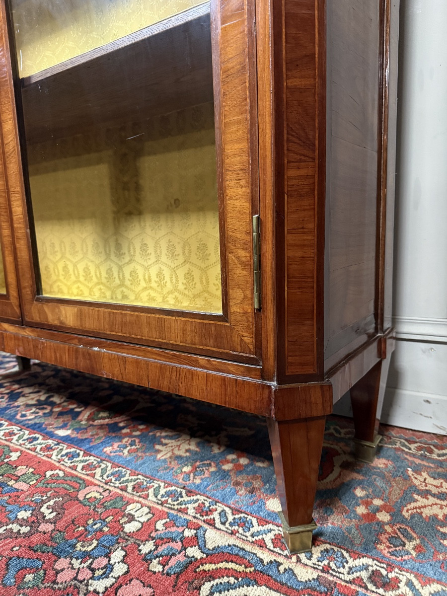 Louis XVI Period Display Cabinet / Bookcase In Marquetry. -photo-2