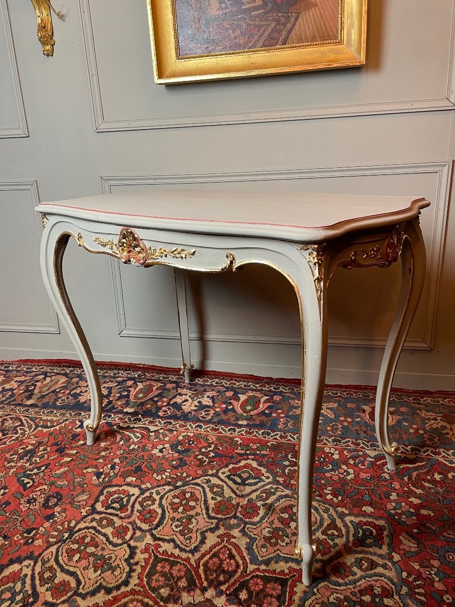 Louis XV Middle Table