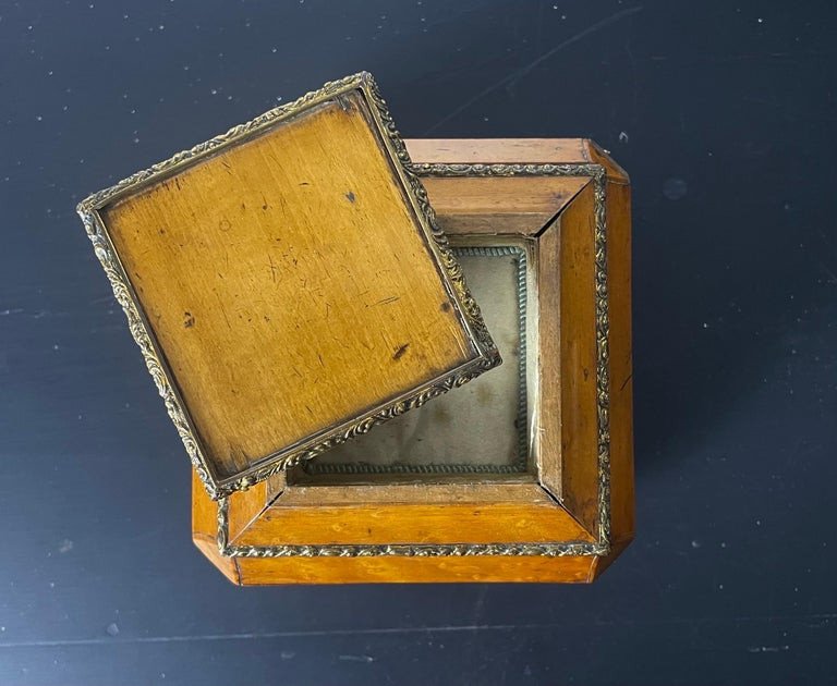 Jewelry Boxes - Wooden Box With Key, 19th Century Restoration Period, France-photo-2