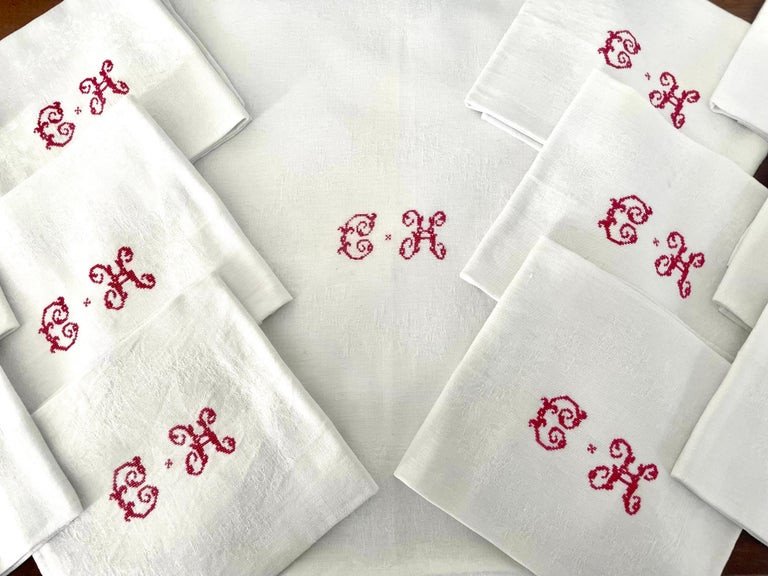 Service Of A Tablecloth And Its 12 Monogram Embroidered White Damask Napkins - 1900-photo-2