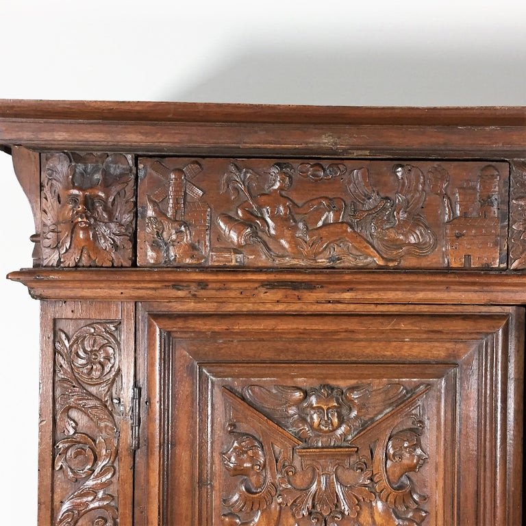 Richly Carved Buffet - Renaissance - Circa 1580 - France ​-photo-7