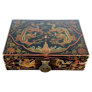 Chinese Box In Black Lacquered Wood - Imperial Dragons - Ming Wanli Period 17th