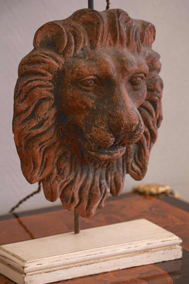 Paire de Lampes en Têtes de Lions-photo-2