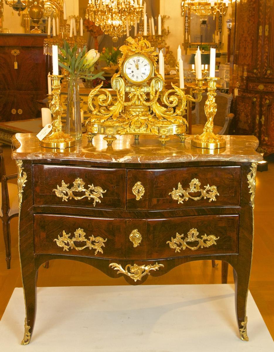 Commode Sauteuse, estampillée "Coulon", epoque Louis XV